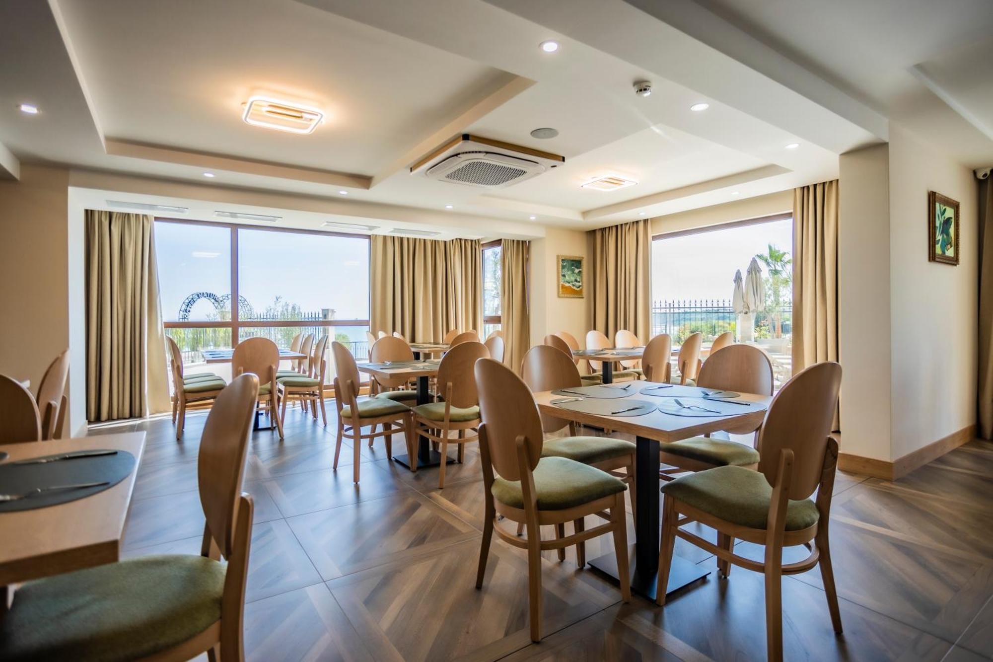 Natura All Seasons Boutique Hotel Burgas by Eksteriør bilde
